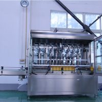 machine de remplissage de lubrifiant (1)